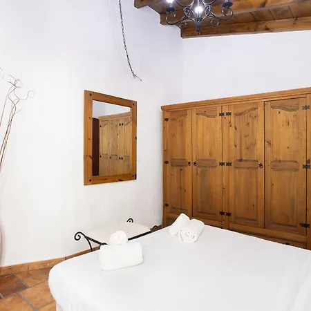 Дом отдыха Live Arico El Cortijo Con Solarium & Terrace *